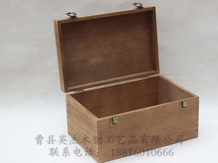 點(diǎn)擊查看詳細(xì)信息<br>標(biāo)題：復(fù)古松木盒 閱讀次數(shù)：1246