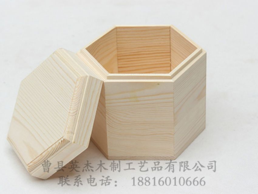 點(diǎn)擊查看詳細(xì)信息<br>標(biāo)題：松木六角木盒 閱讀次數(shù)：1137