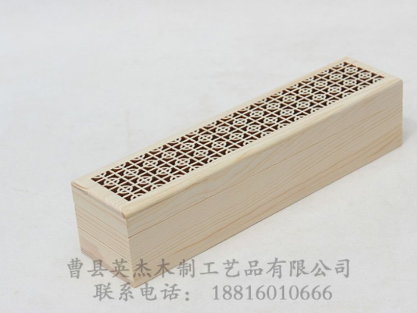 點擊查看詳細(xì)信息<br>標(biāo)題：松木鏤空高檔木盒 閱讀次數(shù)：1612