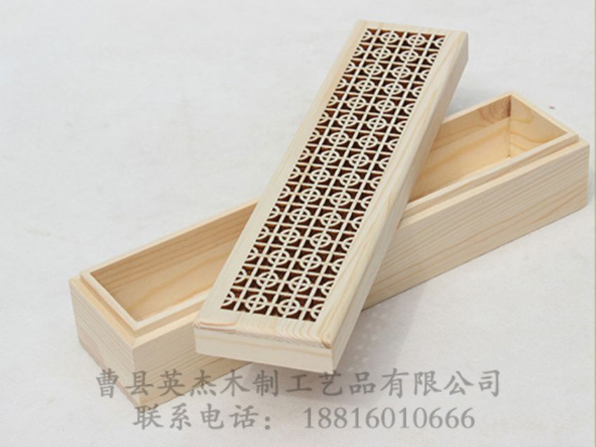 點擊查看詳細(xì)信息<br>標(biāo)題：松木鏤空高檔木盒 閱讀次數(shù)：1548