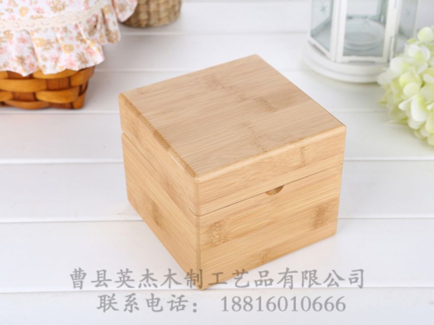 點擊查看詳細信息<br>標題：竹木精油木盒 閱讀次數：1320