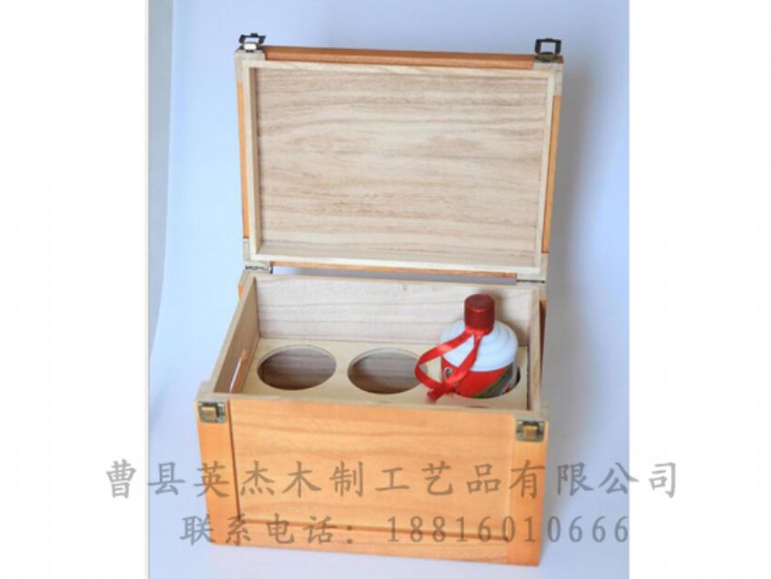 點擊查看詳細信息<br>標題：木制白酒盒 閱讀次數：1589