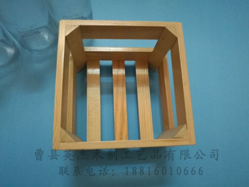 點擊查看詳細信息<br>標題：木制底座  木制杯蓋 閱讀次數：1104
