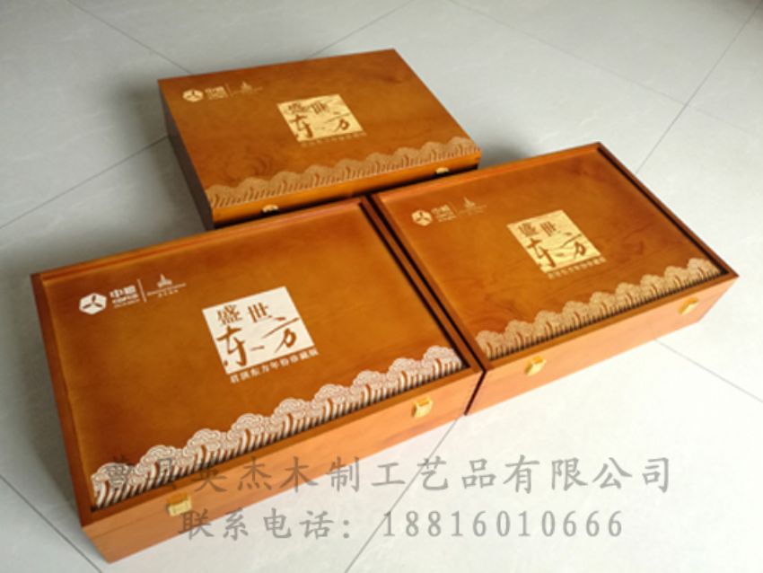 點擊查看詳細(xì)信息<br>標(biāo)題：木制紅酒盒 閱讀次數(shù)：1100