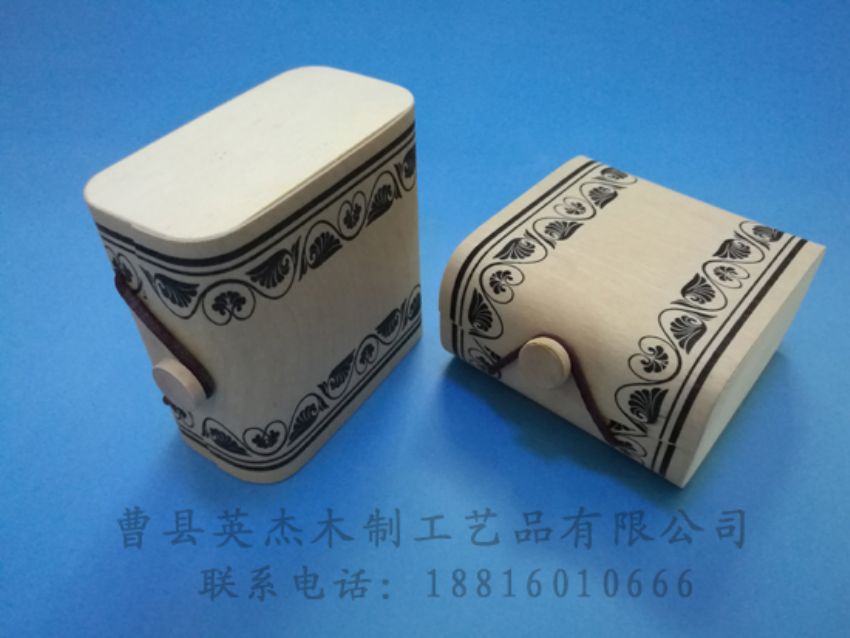 點(diǎn)擊查看詳細(xì)信息<br>標(biāo)題：樺木樹(shù)皮盒 閱讀次數(shù)：1607