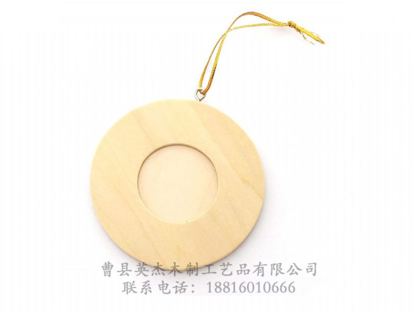 點(diǎn)擊查看詳細(xì)信息<br>標(biāo)題：實(shí)木相框 閱讀次數(shù)：1447