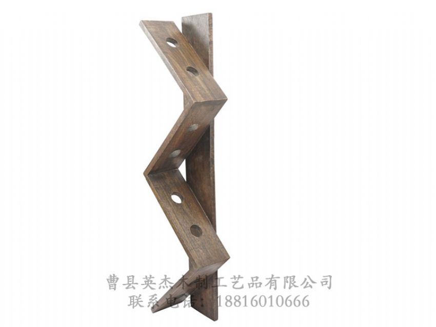 點(diǎn)擊查看詳細(xì)信息<br>標(biāo)題：木制酒架 閱讀次數(shù)：1014