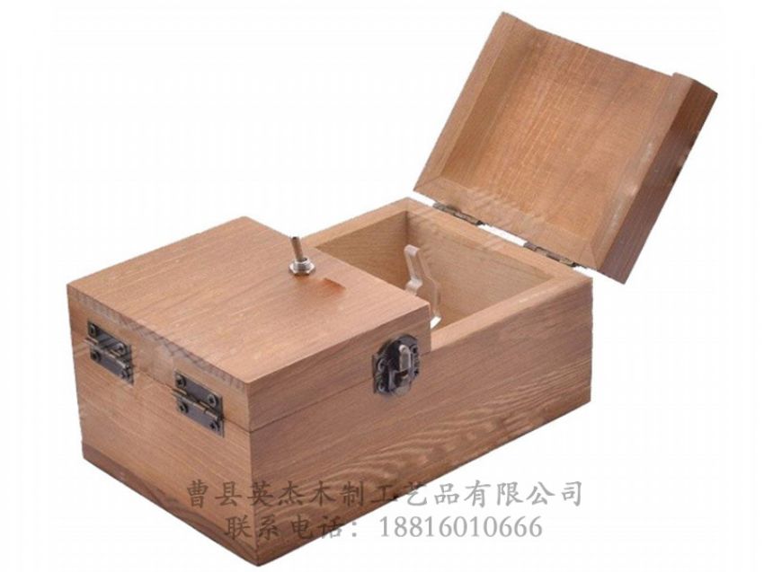 點(diǎn)擊查看詳細(xì)信息<br>標(biāo)題：木制文具包裝盒 閱讀次數(shù)：1171