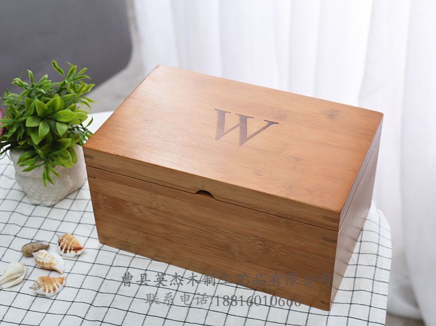 點(diǎn)擊查看詳細(xì)信息<br>標(biāo)題：竹木茶葉盒 閱讀次數(shù)：1651