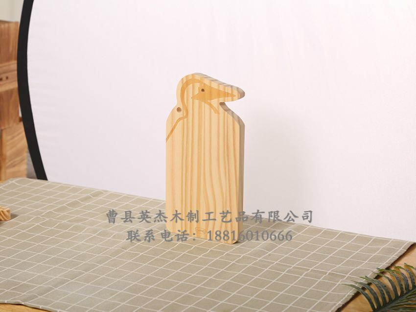 點擊查看詳細信息<br>標題：松木菜板 閱讀次數：1028